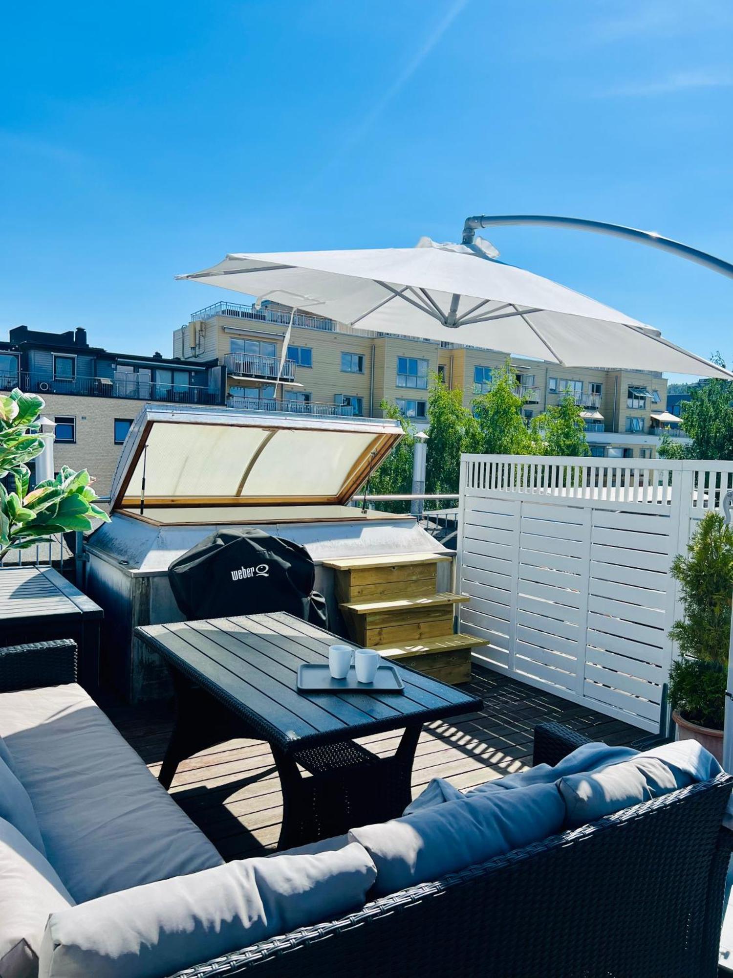 Ultracentral Duplex With Private Rooftop Terrace Oslo Eksteriør bilde