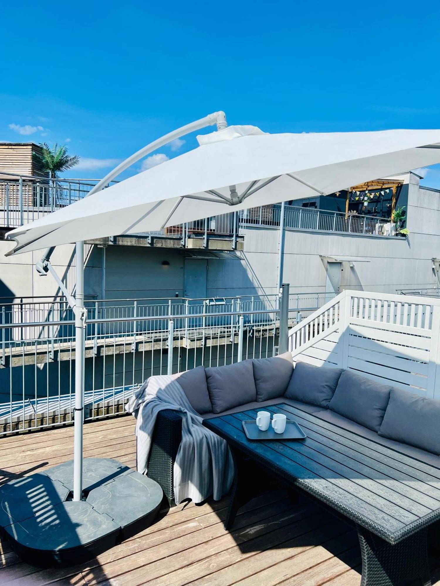 Ultracentral Duplex With Private Rooftop Terrace Oslo Eksteriør bilde